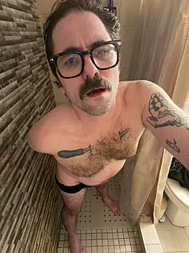 Snapshot of deeburger87 chatting on 04.02.26 deeburger87 online show from 04.02.26