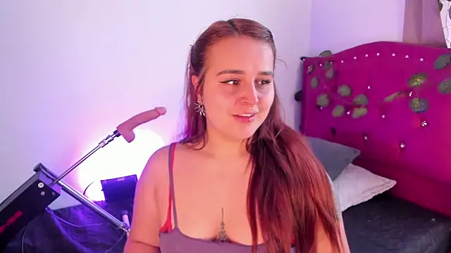 Snapshot of evy_orange1 chatting on 01.24.25 evy orange1 online show from 01.24.25