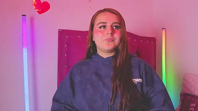 Snapshot of evy_orange1 chatting on 10.07.25 evy orange1 online show from 10.07.25