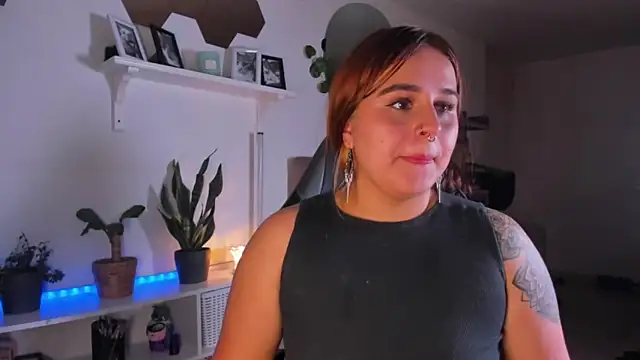 evy orange1 online show from 02.05.26