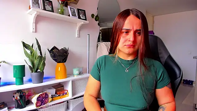 evy orange1 online show from 04.06.26