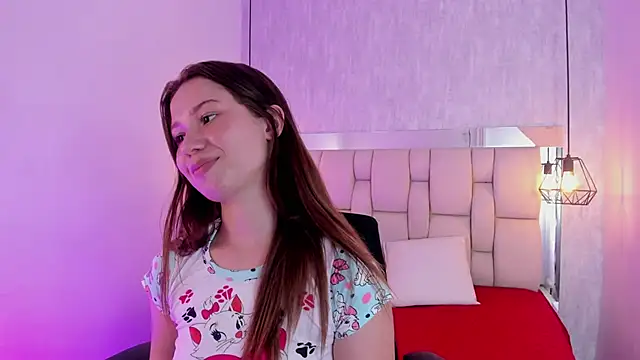 Roxie-Summers11 online show from 12.28.24