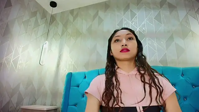 MadelineDoll online show from 05.30.26
