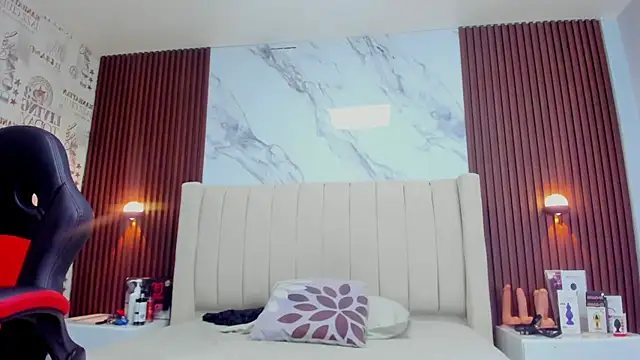 CAMILAGRAY online show from 02.07.26