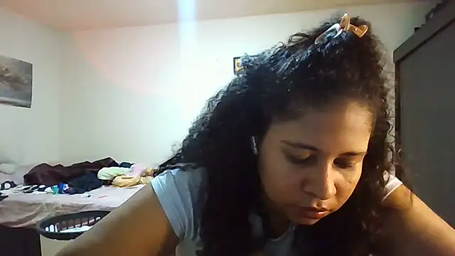 Snapshot of Ivon-09 chatting on 07.04.26 Ivon-09 online show from 07.04.26
