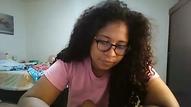 Snapshot of Ivon-09 chatting on 07.24.26 Ivon-09 online show from 07.24.26