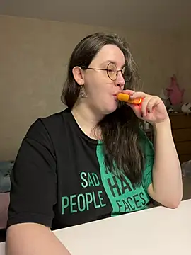 hungry1bunny online show from 06.23.26