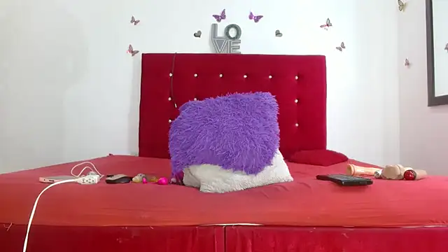 Snapshot of kattysex74 chatting on 10.14.25 kattysex74 online show from 10.14.25