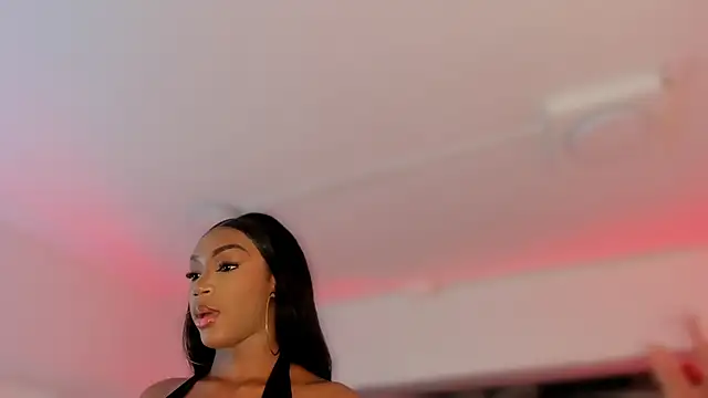 ChaynnaCooper online show from 12.14.25