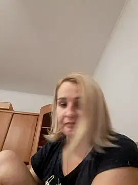 Malichkaanna30 online show from 12.15.24