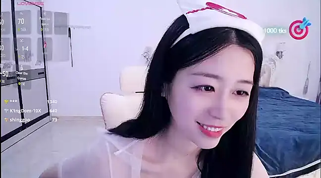 Snapshot of CN-xiaofei chatting on 02.15.25 CN-xiaofei online show from 02.15.25