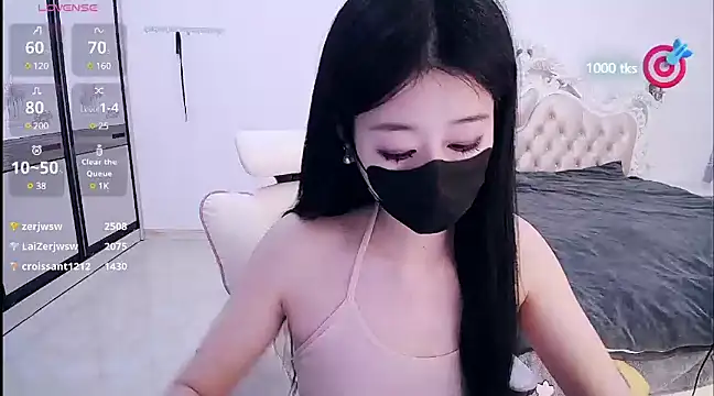 Snapshot of CN-xiaofei chatting on 03.04.25 CN-xiaofei online show from 03.04.25
