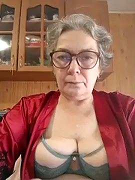 IrinaSweet54 online show from 10.29.25