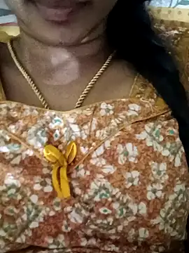 Snapshot of Ambika01 chatting on 12.28.24 Ambika01 online show from 12.28.24