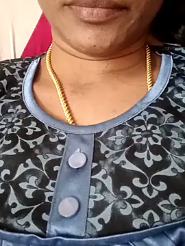 Snapshot of Ambika01 chatting on 12.23.25 Ambika01 online show from 12.23.25