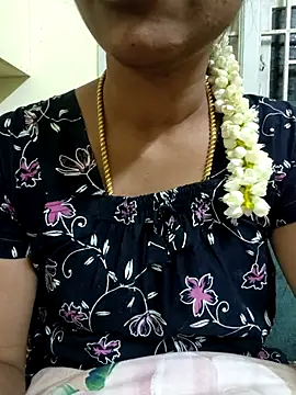 Snapshot of Ambika01 chatting on 03.08.26 Ambika01 online show from 03.08.26