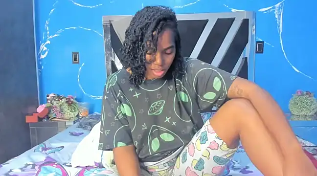 Snapshot of Cataleya19__ chatting on 12.16.24 Cataleya19   online show from 12.16.24