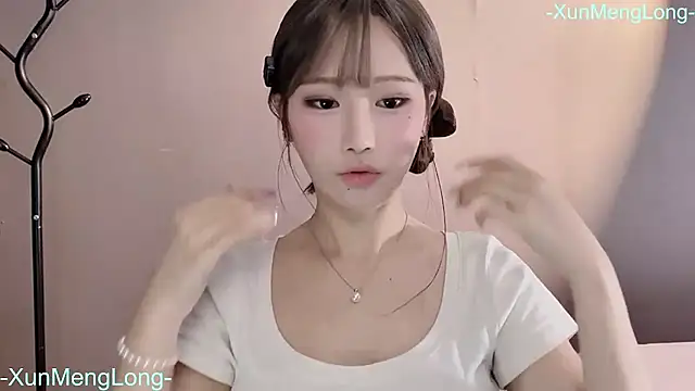 -XunMengLong- online show from 04.12.26