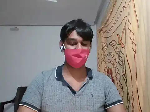 Snapshot of brownguy1234 chatting on 01.17.25 brownguy1234 online show from 01.17.25