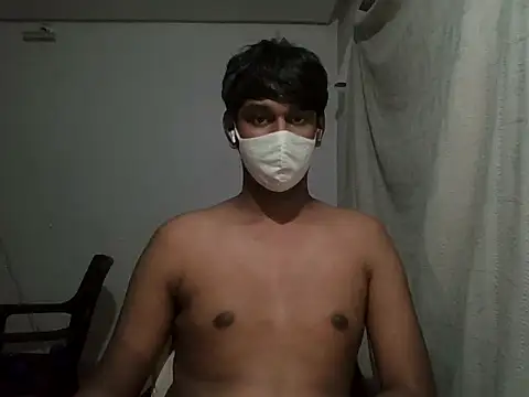 Snapshot of brownguy1234 chatting on 01.27.25 brownguy1234 online show from 01.27.25