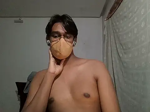 Snapshot of brownguy1234 chatting on 02.06.25 brownguy1234 online show from 02.06.25