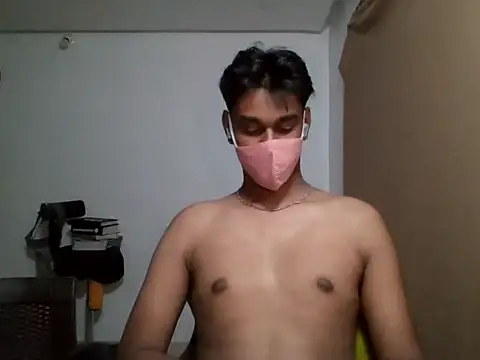 Snapshot of brownguy1234 chatting on 03.19.25 brownguy1234 online show from 03.19.25