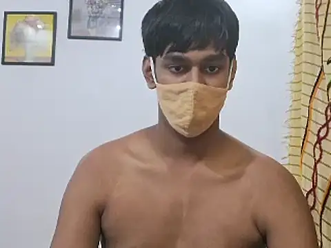 Snapshot of brownguy1234 chatting on 09.20.25 brownguy1234 online show from 09.20.25