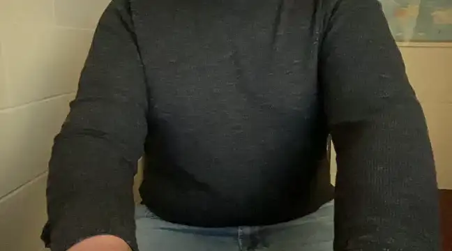 Snapshot of ThongerBBro chatting on 12.22.24 ThongerBBro online show from 12.22.24