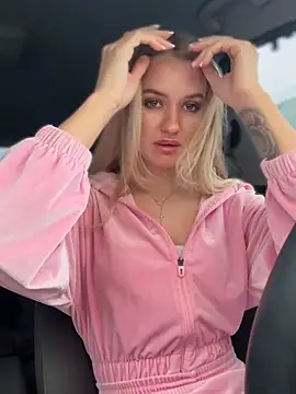 Devill Angel  online show from 10.26.25