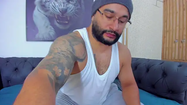 Luke  09 online show from 02.28.25