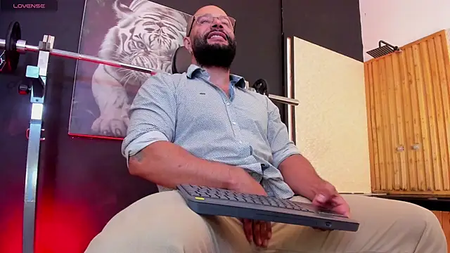 Luke  09 online show from 11.28.25