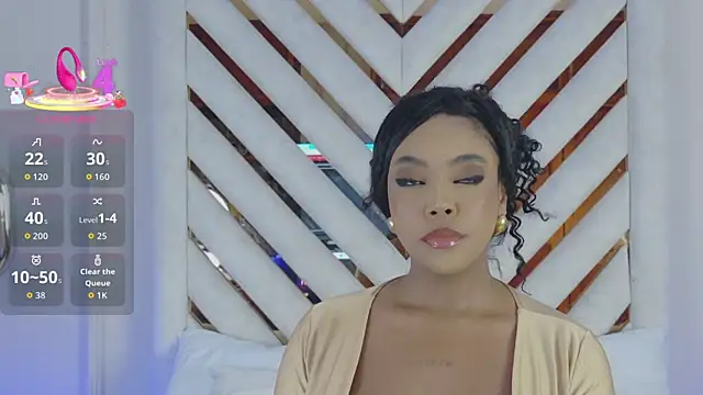 Lola King online show from 05.19.26