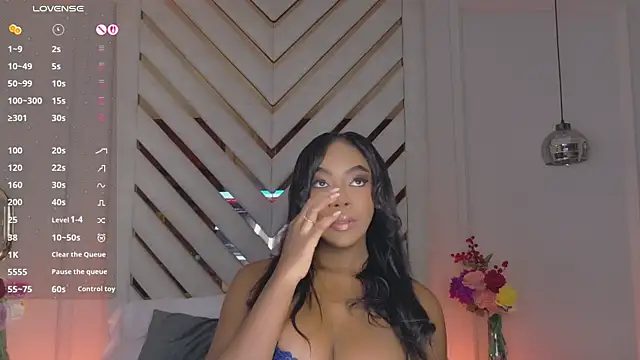 Lola King online show from 07.23.26