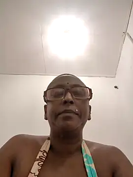 mamakarma1403 online show from 06.16.26