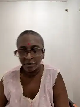mamakarma1403 online show from 06.25.26