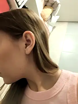 Snapshot of AliceBrayan chatting on 02.06.26 AliceBrayan online show from 02.06.26