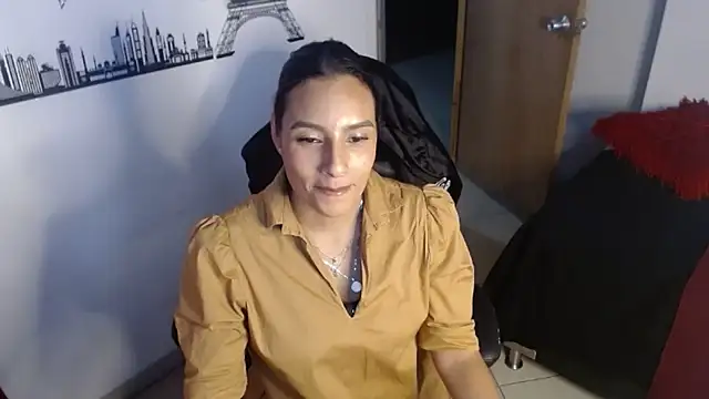 Snapshot of mykaelahoney chatting on 06.23.26 mykaelahoney online show from 06.23.26