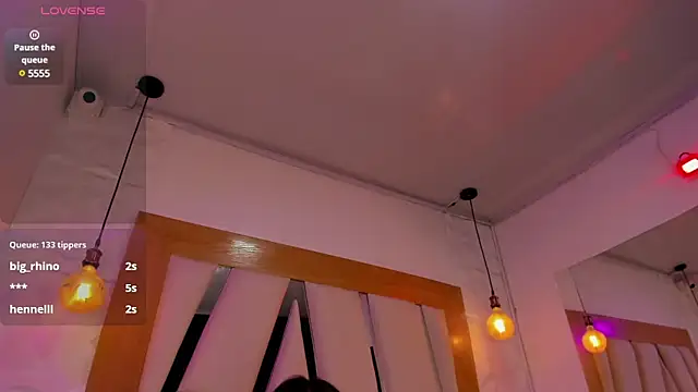 Snapshot of sophie_ws chatting on 12.31.24 sophie ws online show from 12.31.24