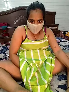Snapshot of Nehubhabhi26 chatting on 01.08.25 Nehubhabhi26 online show from 01.08.25