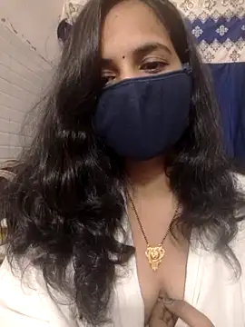 Snapshot of Nehubhabhi26 chatting on 10.08.25 Nehubhabhi26 online show from 10.08.25