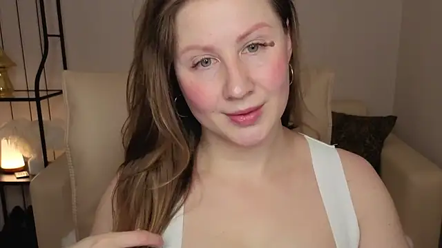 Snapshot of Helens_love chatting on 02.05.26 Helens love online show from 02.05.26