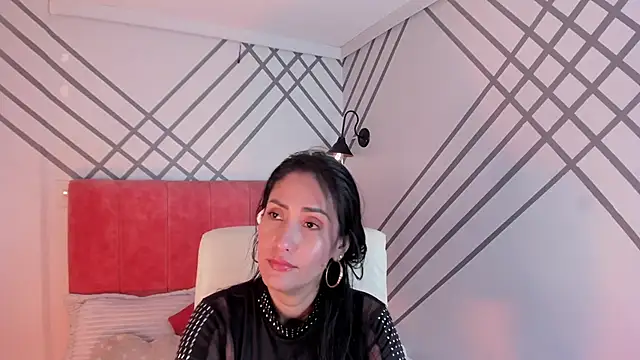 Snapshot of Janne_lee chatting on 12.18.24 Janne lee online show from 12.18.24