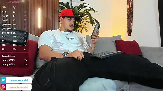 lucasanto  online show from 07.06.26