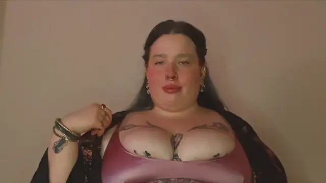 MissBika online show from 12.14.25