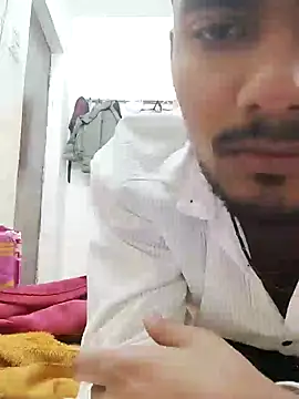 Snapshot of riya190 chatting on 12.12.24 riya190 online show from 12.12.24