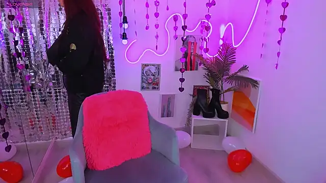 Lily Moonlight online show from 02.15.26