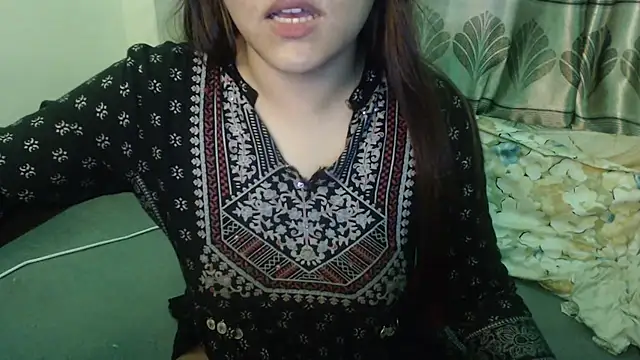 queen angelina online show from 07.25.26