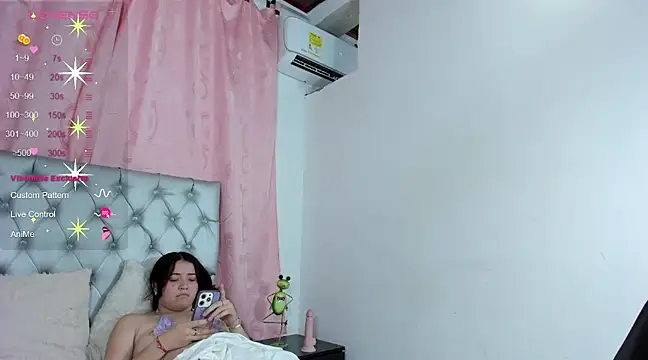 Snapshot of any_rox chatting on 01.22.25 any rox online show from 01.22.25