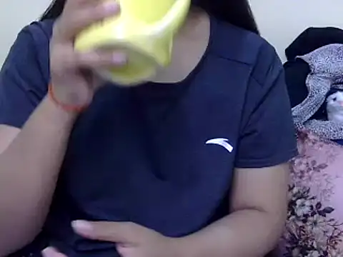 WildRuhi20 online show from 12.15.24