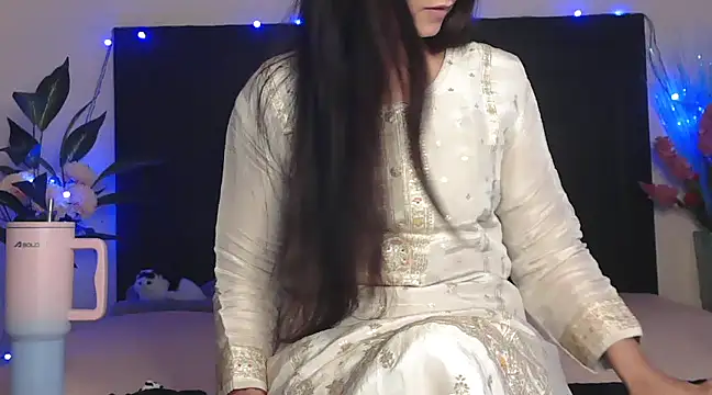 WildRuhi20 online show from 02.26.25